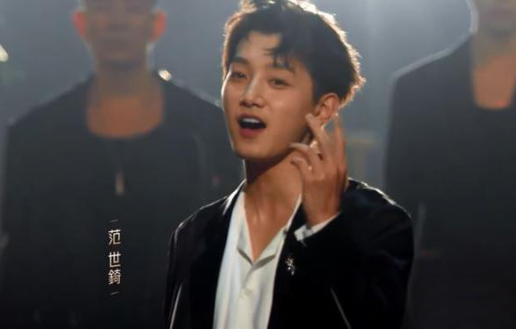 �������������Ͻ��ܣ��ݵĵ��Ӿ���